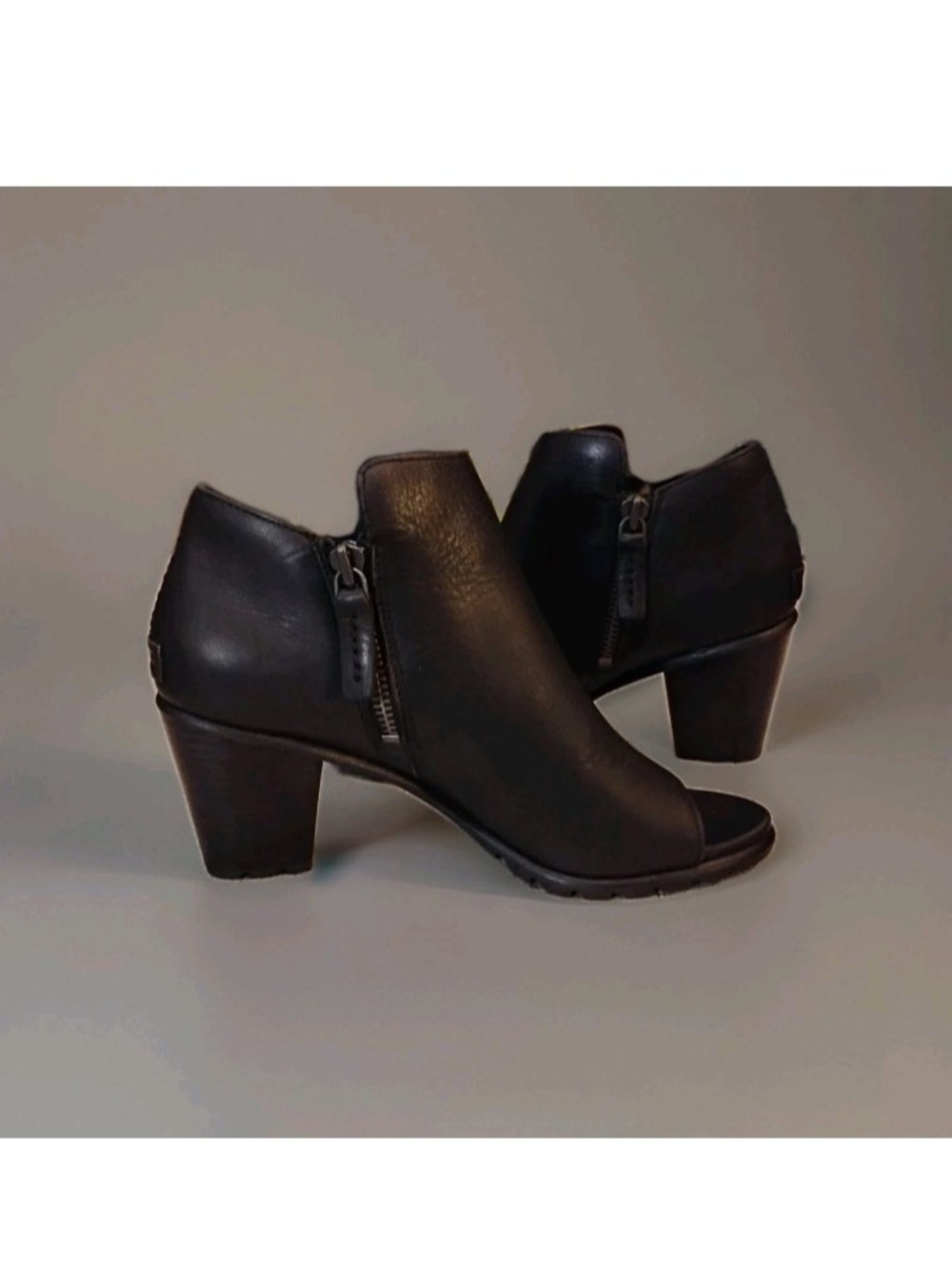 Sorel Black Nadia Peep Toe Ankle Booties with Side Zip Size 9